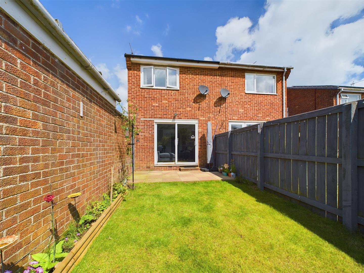 Rosewood Close, Bridlington Belts Estate Agents